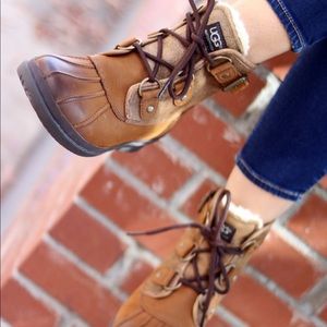 Ugg Cecile Duck Boots Brown Suede Fur Lined Winter